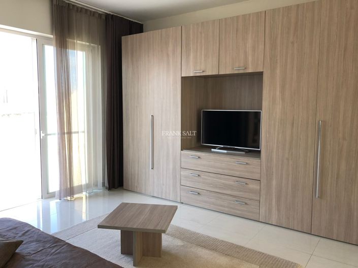 Image No.11-3 Bed Property for sale