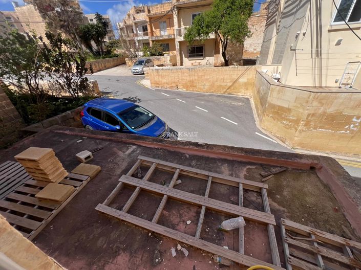 Image No.9-3 Bed Property for sale