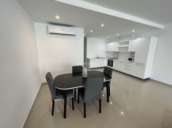 Image No.10-2 Bed Property for sale