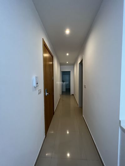 Image No.19-2 Bed Property for sale