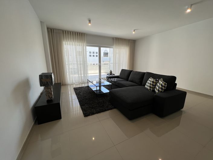 Image No.6-2 Bed Property for sale