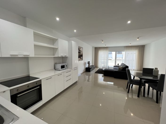 Image No.7-2 Bed Property for sale