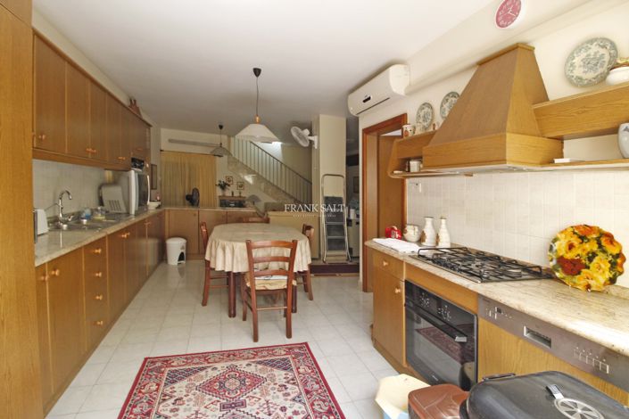 Image No.3-Propriété de 3 chambres à vendre à Rabat