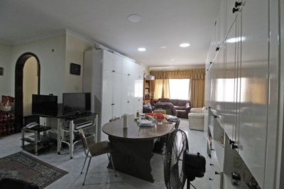 7d58f726-4dd5-42c9-8ce9-c73ac4428f0b