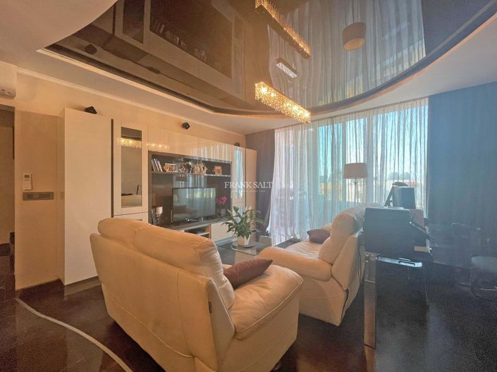 Image No.3-3 Bed Property for sale