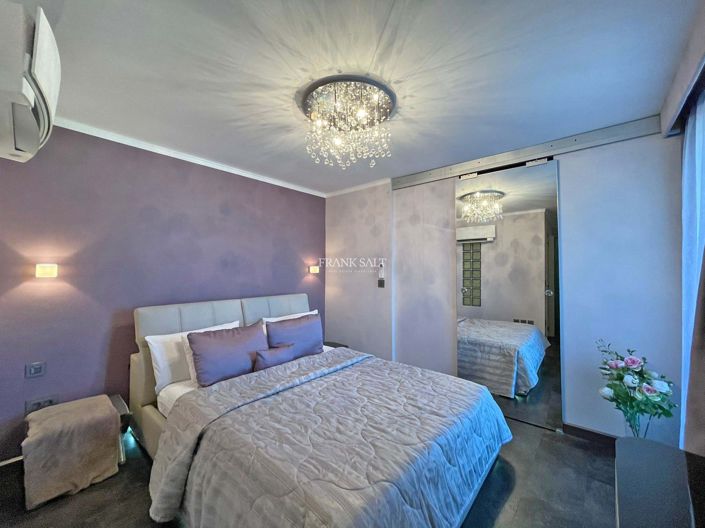 Image No.7-3 Bed Property for sale