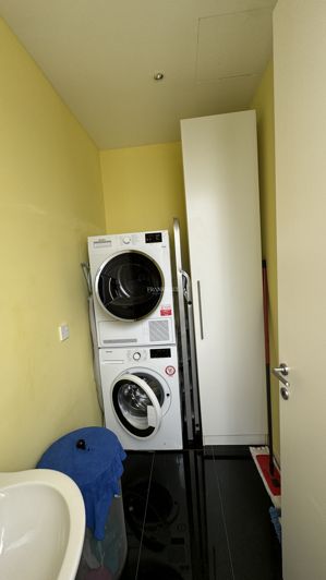 Image No.16-3 Bed Property for sale