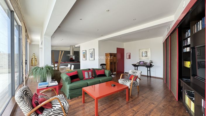 Image No.3-3 Bed Property for sale