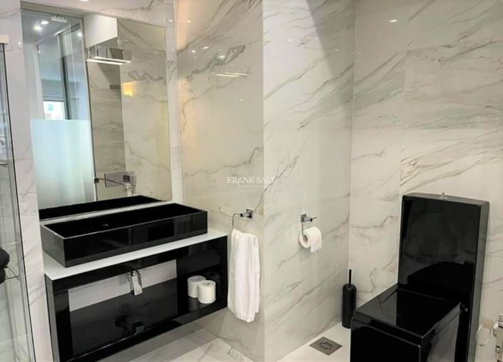 Image No.11-2 Bed Property for sale