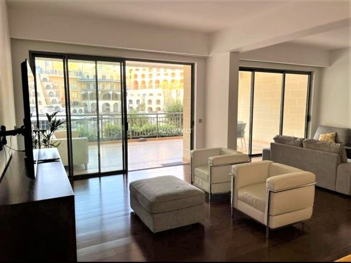 Image No.4-2 Bed Property for sale