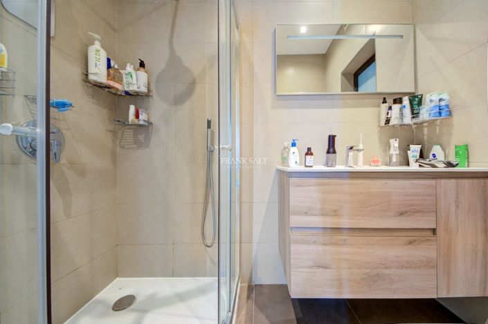 Image No.20-Propriété de 3 chambres à vendre à Malta