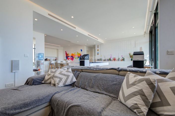 Image No.10-Propriété de 3 chambres à vendre à Malta