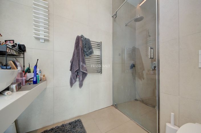 Image No.26-Propriété de 3 chambres à vendre à Malta