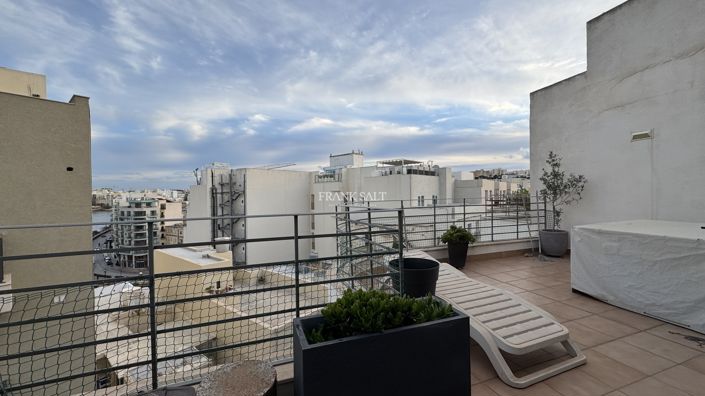 Image No.12-2 Bed Property for sale