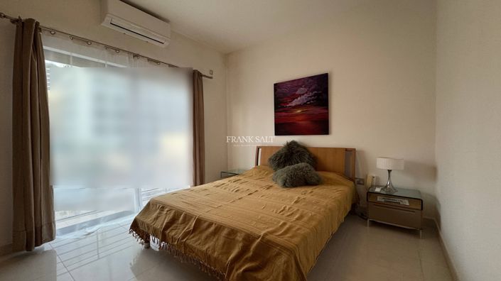 Image No.6-2 Bed Property for sale