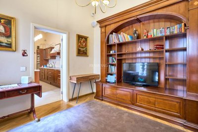 f85f9c72-43b2-40cc-ad28-1e6f0ba86f76