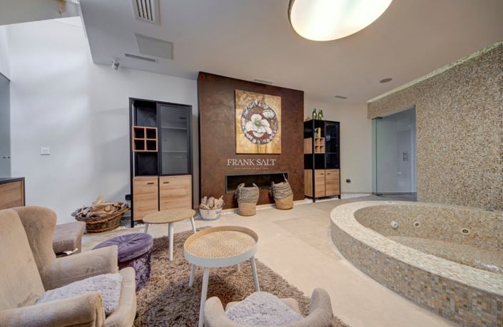 Image No.47-3 Bed Property for sale