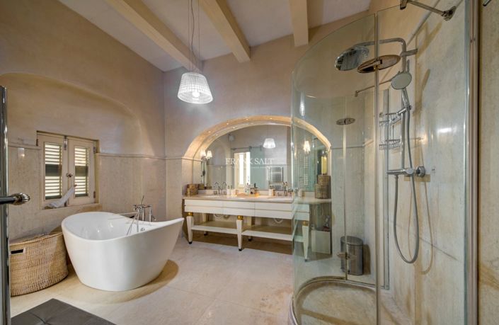 Image No.49-3 Bed Property for sale