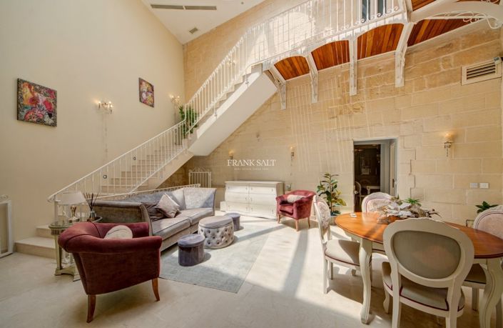 Image No.29-3 Bed Property for sale