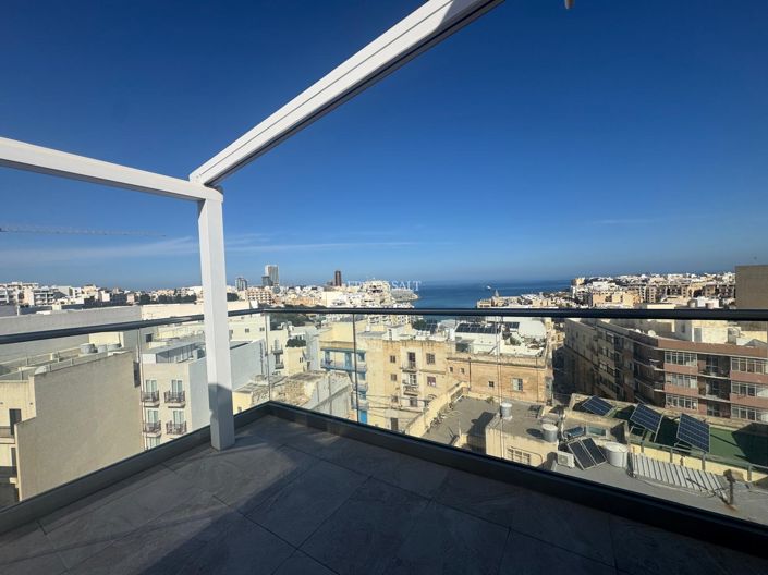 Image No.11-2 Bed Property for sale