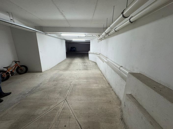 Image No.16-2 Bed Property for sale