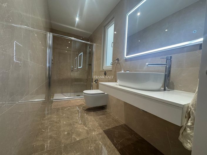 Image No.7-2 Bed Property for sale