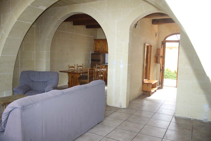 Image No.21-3 Bed Property for sale