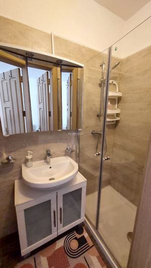 Image No.14-3 Bed Property for sale