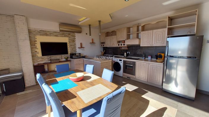 Image No.3-Propriété de 3 chambres à vendre à St Paul's Bay