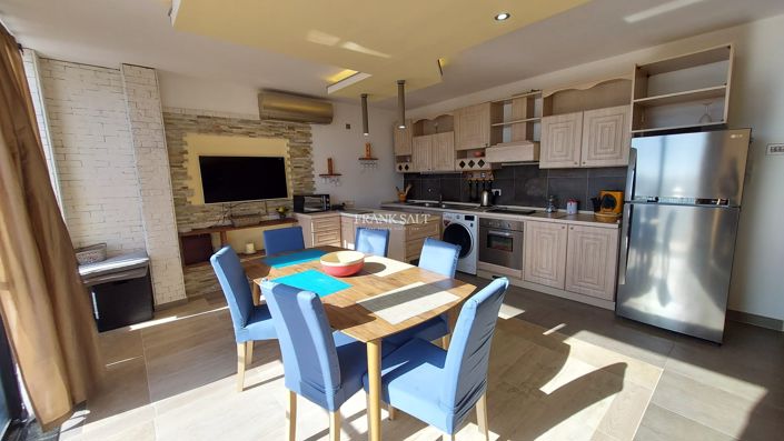 Image No.4-3 Bed Property for sale