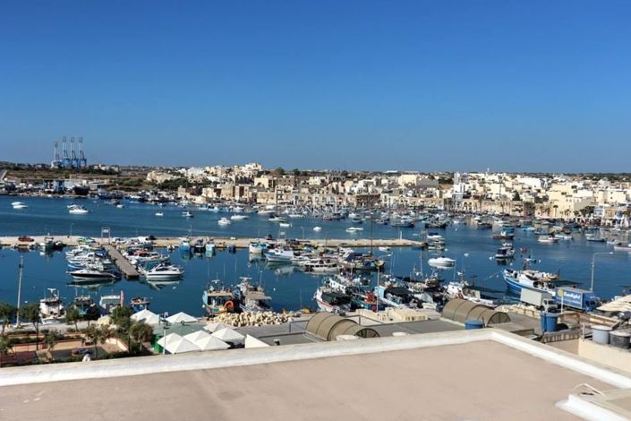 Image No.11-Propriété de 4 chambres à vendre à Marsaxlokk