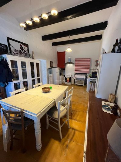 Image No.3-3 Bed Property for sale