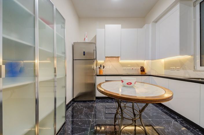 Image No.16-Propriété de 3 chambres à vendre à Sliema