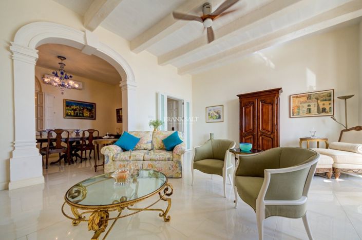 Image No.2-Propriété de 3 chambres à vendre à Sliema