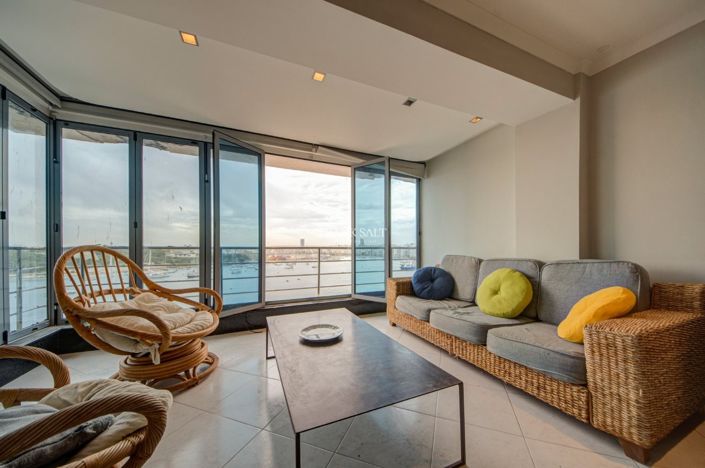 Image No.14-2 Bed Property for sale