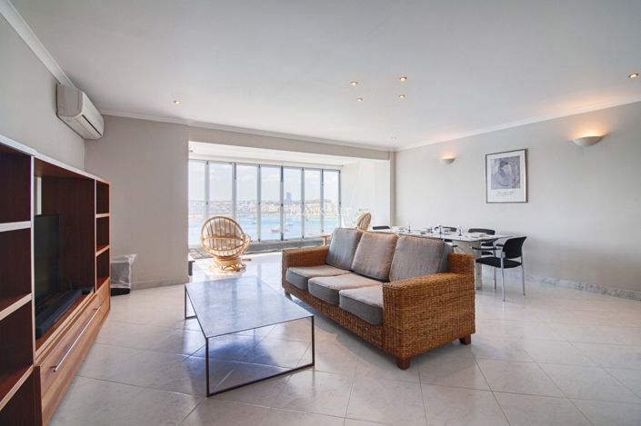 Image No.7-2 Bed Property for sale