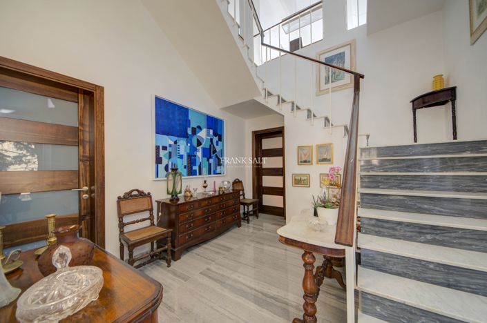 Image No.13-3 Bed Property for sale