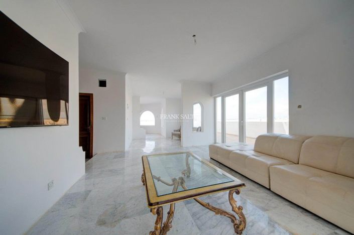 Image No.3-Propriété de 2 chambres à vendre à Sliema