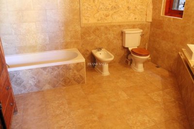 66c404e7-95e9-490d-885f-aaa96950347f