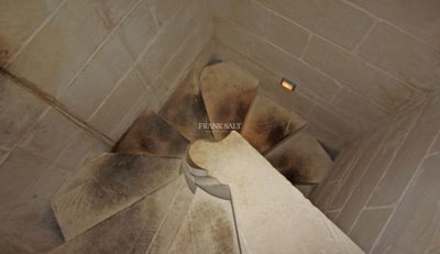 1eae0f95-06d8-4909-81d7-57fa153e7bbb