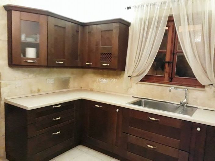 Image No.2-3 Bed Property for sale