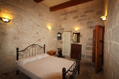 decd6dd2-ec22-4949-a009-515bb2dd7cca