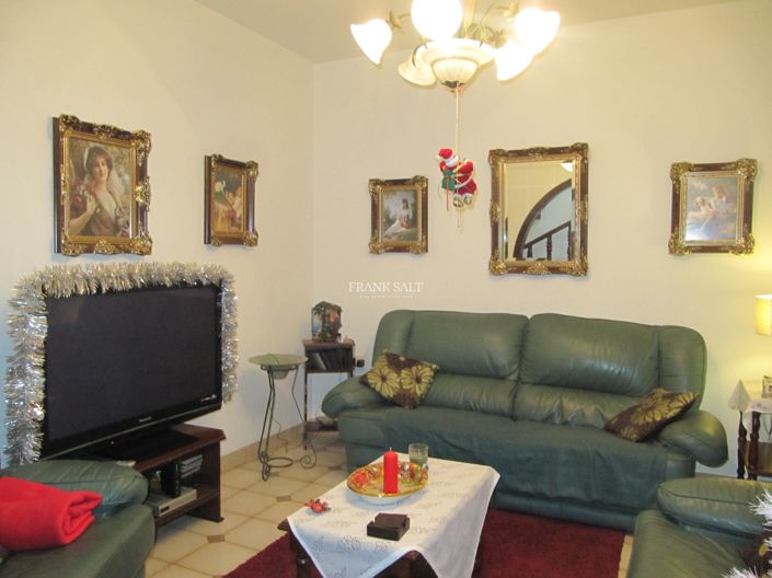 Image No.3-Propriété de 3 chambres à vendre à Fgura
