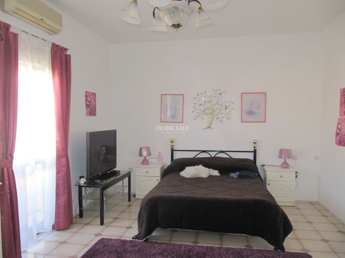 Image No.5-Propriété de 3 chambres à vendre à Fgura