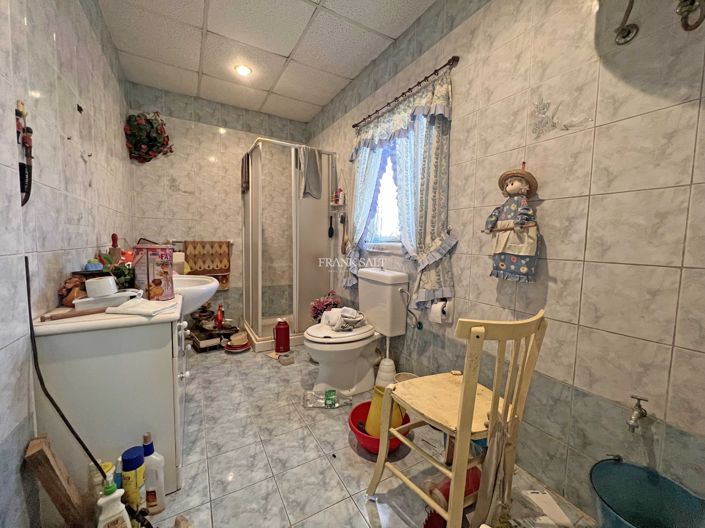 Image No.12-Propriété de 2 chambres à vendre à Qormi