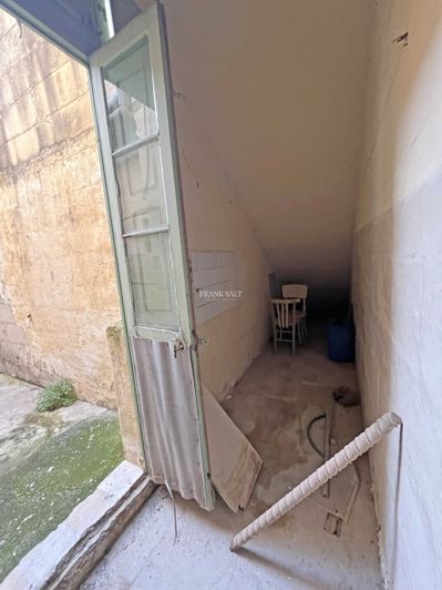 Image No.13-Propriété de 2 chambres à vendre à Qormi
