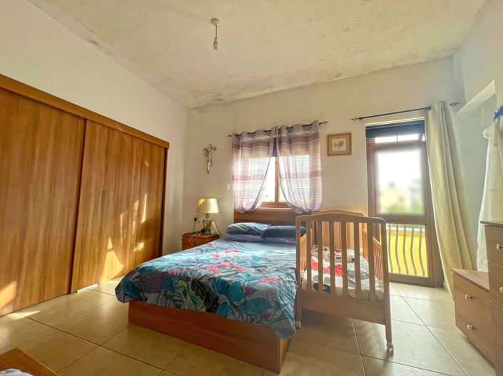 Image No.8-2 Bed Property for sale