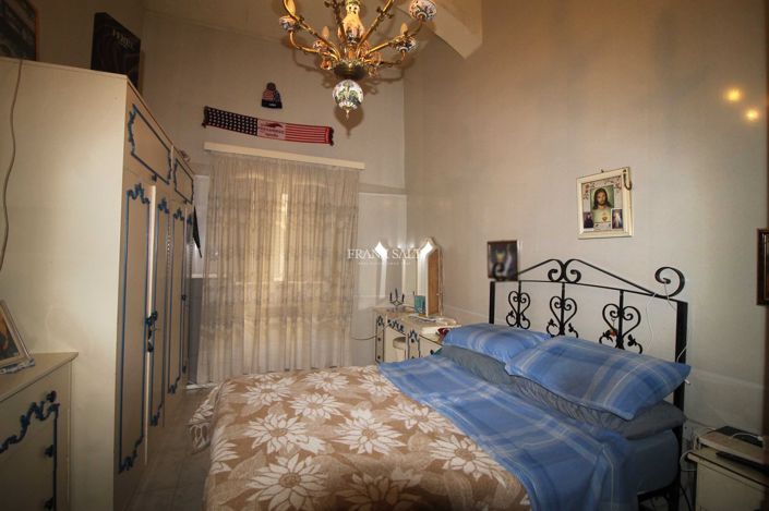 Image No.10-Propriété de 3 chambres à vendre à Qormi