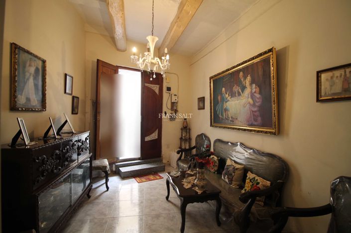 Image No.2-Propriété de 3 chambres à vendre à Qormi
