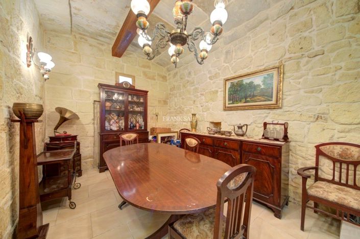 Image No.10-Propriété de 4 chambres à vendre à Qormi